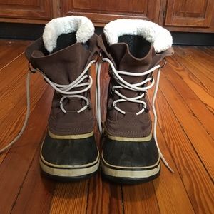 SOREL Winter Carnival Lined Waterproof Boots 8.5
